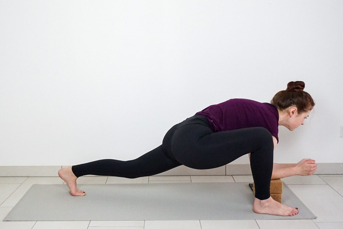 lizard pose for beginners with yoga blocks
