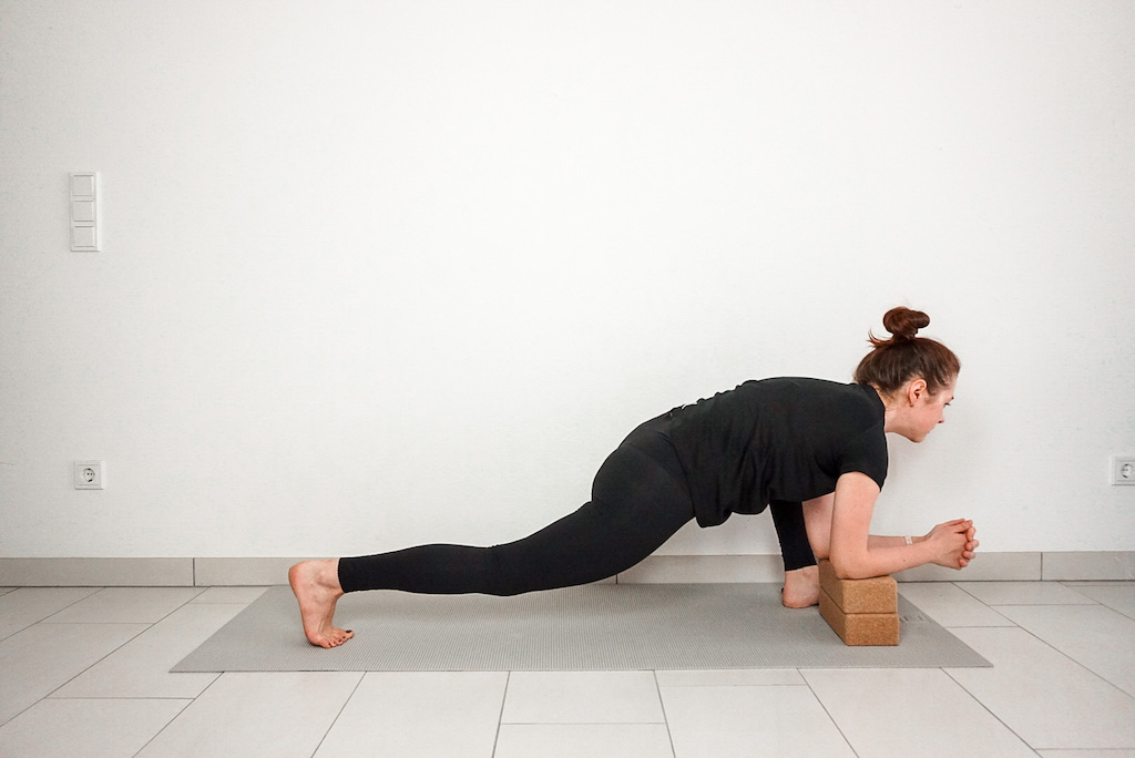 lizard pose with yoga blocks for beginners